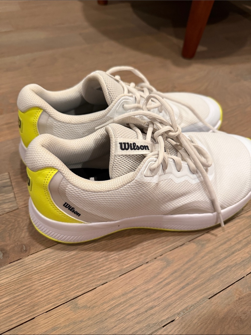 Women’s Wilson Tennis 🎾 Court shoe 9